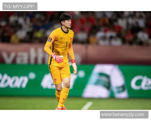 颜骏凌精彩扑点助力球队逆转局势展现门将风采 颜骏凌精彩扑点助力球队逆转局势展现门将风采