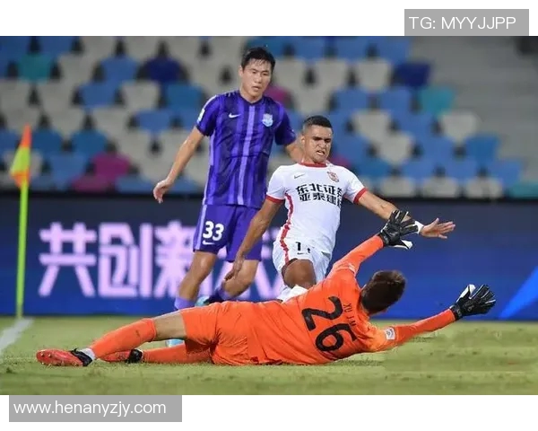 谢维军单刀攻门绝杀对手展现个人技术与比赛决策的完美结合